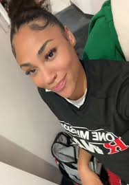 JoJo Lacey (@jojolacey)’s video of Hard Launch