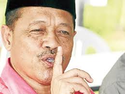 You may find the address of dato' seri dr. Steadyaku47 Shahidan Kassim Kaki Betina Penipu Pembohong Kaki Rasuah Fathered At Least One Child Out Of Wedlock Fornicated With Many Teenage Malay Girls From Perlis And Impregnated At Least Two Malay