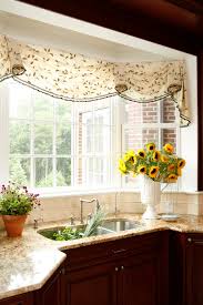 Sunflower kitchen decor gives you lots of ideas for items you can use that will transform your kitchen so that it becomes the heart of your home. Decorating With Sunflowers Town Country Living