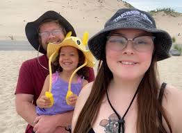 Not sure how well received this will be so I'm posting anonymously. 🙃 I'm  a female looking for friends who are fellow atheist/agnostics. Just looking  for likeminded ladies to hang out with.