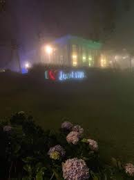 It is a cozy and windy places.definitely a great places for stay :) but dear and me did not over night here today. Qttf4fperk Ipm