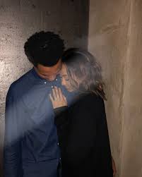 Golden state warriors star stephen curry's younger sister sydel curry has announced her engagement to warriors g league player damion lee on sunday. Steph Curry S Sister Sydel Curry Is Engaged To Basketball Player Damion Lee Martha Stewart