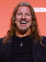 Chris Hartford's Instagram, Twitter & Facebook