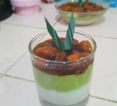 Makanan asli dari indonesia ini juga terdapat di malaysia. Astin Astanti Resep Bubur Sumsum Warna Warni Untuk Menu Buka Puasa