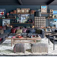 Investissez Un Immense Pan De Mur Avec Une Deco Mix And Match Salon Exotique Salon Eclectique Salle A Manger Exotique