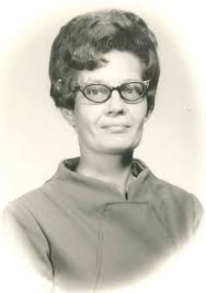 Nellie Gardner's Instagram, Twitter & Facebook