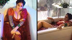 Aabha Paul sends social media into tizzy with her bathtub photo-shoot in a  red saree, check out the video | Hindi Movie News - Bollywood - Times of  India