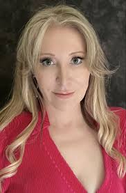 Meet Debbie Hansen-bosse