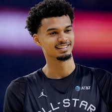 Chris Bosh, Victor Wembanyama Situations 'Very Different,' Surgeon Says