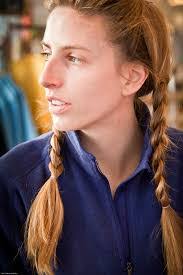 Daphne Becker's Instagram, Twitter & Facebook