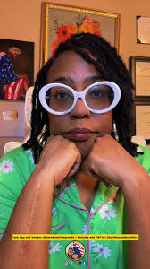 Lauren Bobert Cordless Hole Punch