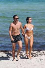 Danny couldn't handle olivia's demanding lifestyle and wasn't pleased with certain choices she was making, a source told e! Olivia Culpo In Bikini With Danny Amendola On Miami Beach 09 25 2018 Celebmafia
