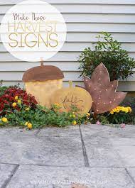 Diy Harvest Yard Sign Home Made By Carmona Fall Yard Decor Diy Harvest Wooden Yard Decorations