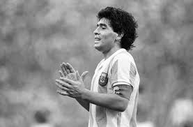 Diego maradona was an argentine professional footballer who represented the argentina national football team as a striker from 1977 to 1994. Argentiniens Fussball Legende Diego Maradona Ist Tot