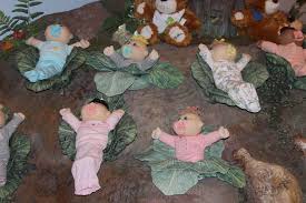 Oct 30, 2017 · your vintage cabbage patch kid may be worth a lot of money if it's in pristine condition, with some listed up to $3000 on collectors forums & ebay. Cabbage Patch Kids The Cutthroat Saga Behind The Craze History 101