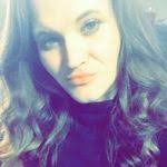 Adrianne Mitchusson's Instagram, Twitter & Facebook