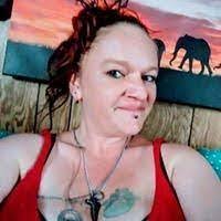 Sherry Lofgren's Instagram, Twitter & Facebook