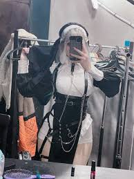 Nun のコスプレ作品 (41 件) - Twoucan