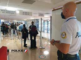 Le motif impérieux renvoie donc à une obligation qui contraint une personne de manière impérative et qui l'amène à contrevenir à un principe applicable. Motifs Imperieux Une Attestation A Remplir Six Jours Avant Son Depart Le Quotidien De La Reunion