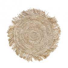 set de table rond en raffia tresse souple naturel avec franges sur le pourtour 40 cm diametre 53 avec les franges woven placemats placemats placemat design