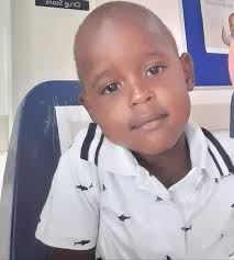 KACHIKAU VILLAGE SMALL BOY WENT MISSING! Batho betsho ngwana o nyeletse; re  kopa yo o itseng ko a leng teng a bue le rona. 👉 Bana ba tsweletse ka go  nyelela ka