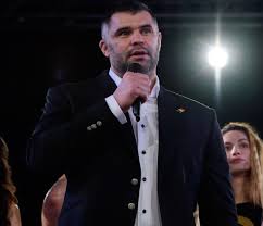 Daniel ghita makes his return to professional kickboxing after 4 years to face a man he knows very well, dzevad poturak. Daniel GhiÈ›Äƒ Fostul LuptÄƒtor K1 In Fruntea Listei De CandidaÈ›i Psd Pentru Alegerile Parlamentare
