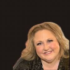 Genevieve Acosta's Instagram, Twitter & Facebook