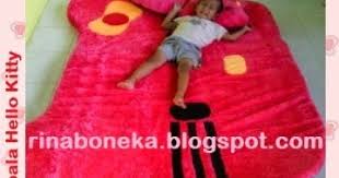 Harō kiti), also known by her full name kitty white (キティ・ホワイト, kiti howaito), is a fictional character produced by the japanese company sanrio. Jual Karpet Bulu Hello Kitty Rina Boneka