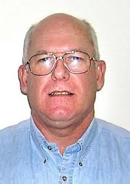 Dorchester warden to resign