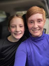 Elizabeth Trigg's Instagram, Twitter & Facebook