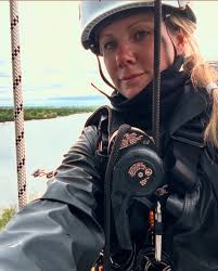 High rise window cleaning job opportunities and photo sharing