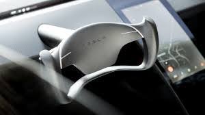 I find myself awkwardly, even dangerously, trying to make simple 90 degree turns. Tesla Steering Yoke Nhtsa Won T Say Yes Or No To Legality