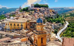 The pièce de résistance is corso vittorio emanuele, an elegant walkway flanked by thrilling baroque palazzi and churches. Bewertungen Hotel Casal Di Noto 4 Noto Voyage Prive