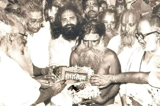 अशोक सिंघल को दी श्रद्धांजलि, राम मंदिर के निर्माण में ये था योगदान