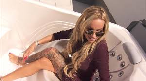 Now for my therapist's mike, gina, lisa, venus, nichol, and most of all josh, who i will never forget, he was so good to me. Reality Star Gina Lisa Lohfink So Kann Sie Sich Ihre Neue Penthouse Wohnung Leisten