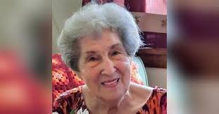 Gladys (Holm) Snow Obituary