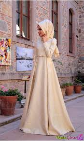 2019 Abiye Elbise Modelleri Gold Uzun Halter Yaka Klos Etekli Boncuk Islemeli 2019 Hijab Clothing Gaun Pengantin Sederhana Busana Islami Dress Outfits