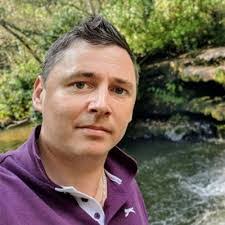 Stephen Spillane's Instagram, Twitter & Facebook