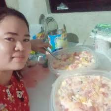 Quick and easy apple salad recipe with honeycrisp apples