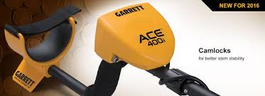 Garrett ace 400 gets power from 4 aa batteries which are able to provide 25 hours of search time. Garrett Ace 400i Metal Detector