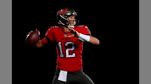 Photos First Look At Tom Brady In A Bucs Uniform In 2020 Tom Brady Tom Brady News Uniform