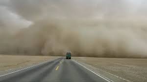 العاصفة الرملية التي ضربت ولاية أريزونا الأمريكية. Wtkyouzsug Fpm