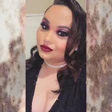 Wow she's gorgeous!!!