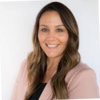 Kris Magee's Instagram, Twitter & Facebook