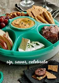 Tupperware Serving Center Set Is Versatile Has Six 2cup Compartments A 14oz Removable Bowl W Seal Pricing And Details L Tupperware Recipes Food Tupperware