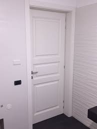 Buonasera, vorrei laccare le porte interne, tutte in legno, per farle diventare bianche. Porte Interne In Frassino Laccate Bianche A Poro Aperto Falegnameria Cau