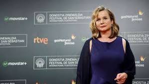 Emily is the daughter of katharine (venables) and richard watson, an architect. News Aktuelles Emily Watson Und Stellan Skarsgard Wiedervereint