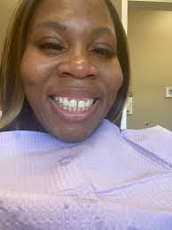 Does anyone remember the sketchy dentist office in the Acadiana Mall? 😬