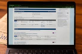 Opinion: UCLA should offer more online summer classes for students away  from campus - Daily Bruin