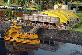 Am freitag läuft der „könig der löwen seit 15 jahren im theater im hafen. Musical Konig Der Lowen Miniatur Wunderland Hamburg